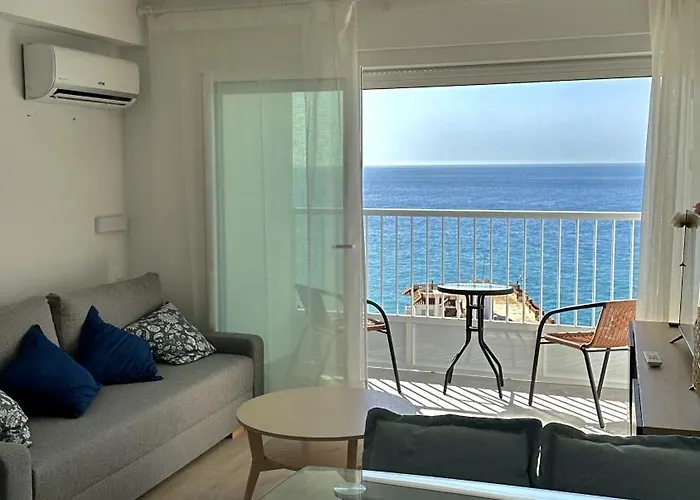 Penthouse With Sea Views Lägenhet Nerja